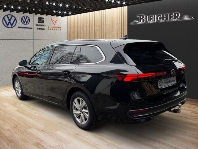 Gebraucht VW Passat Business 150 PS (110 kW) 2024 Grenadillschwarz metallic Kombi