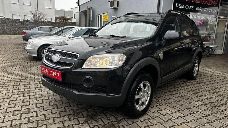 Schwarz Gebraucht 2009 Chevrolet Captiva LS SUV | 4.250 € (Fairer Preis) - Bild 1/4