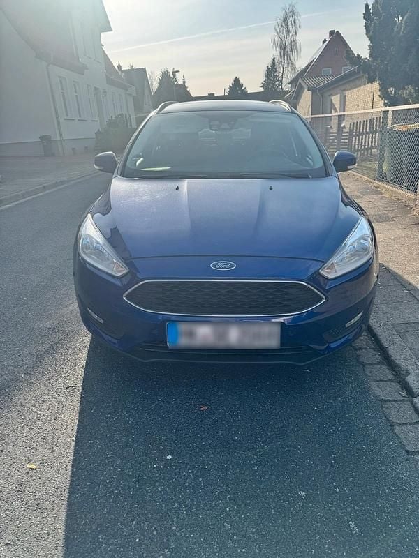 Second-hand Ford Focus 125 CP (91 kW) 2017 Albastru Break