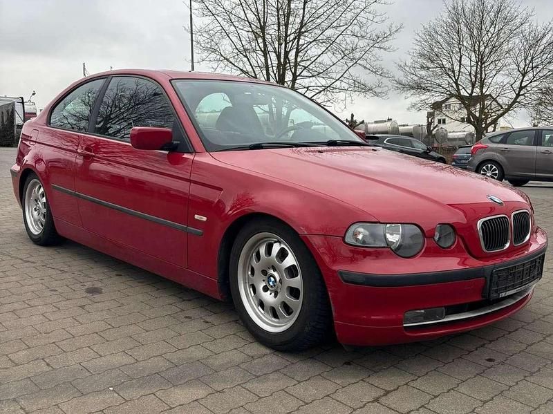 Gebraucht BMW 325 192 PS (141 kW) 2002 Rot Limousine
