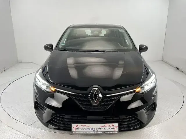 Gebraucht Renault Clio V Equilibre 143 PS (105 kW) 2023 Schwarz Kleinwagen