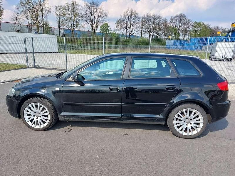 Gebraucht Audi A3 Attraction 140 PS (102 kW) 2005 Schwarz Kleinwagen