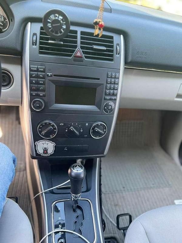 Schwarz Gebraucht 2008 Mercedes B200 Van / Kleinbus | 8.500 € (Fairer Preis) - Bild 1/4