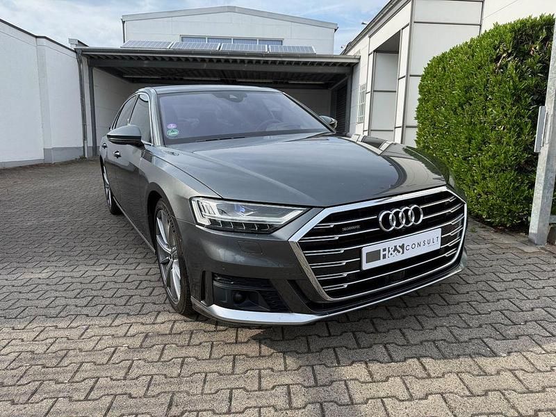 Grau Gebraucht 2019 Audi A8 Sport Limousine | 39.500 € (Superpreis) - Bild 1/4