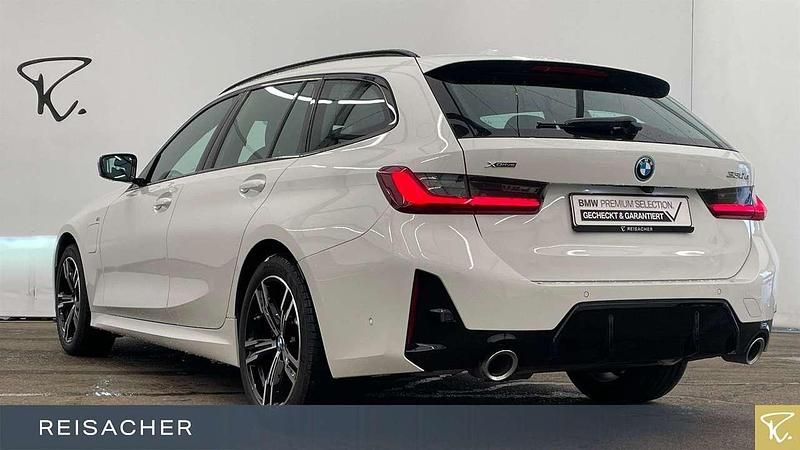 Gebraucht BMW 330e Comfort Edition 292 PS (214 kW) 2025 Alpinweiß uni Kombi