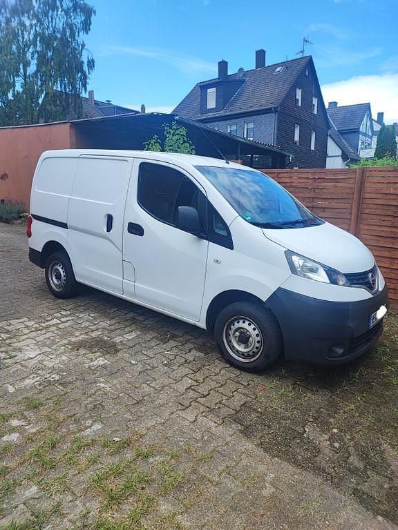 Weiß Gebraucht 2015 Nissan NV200 Van | 4.490 € - Bild 1/4