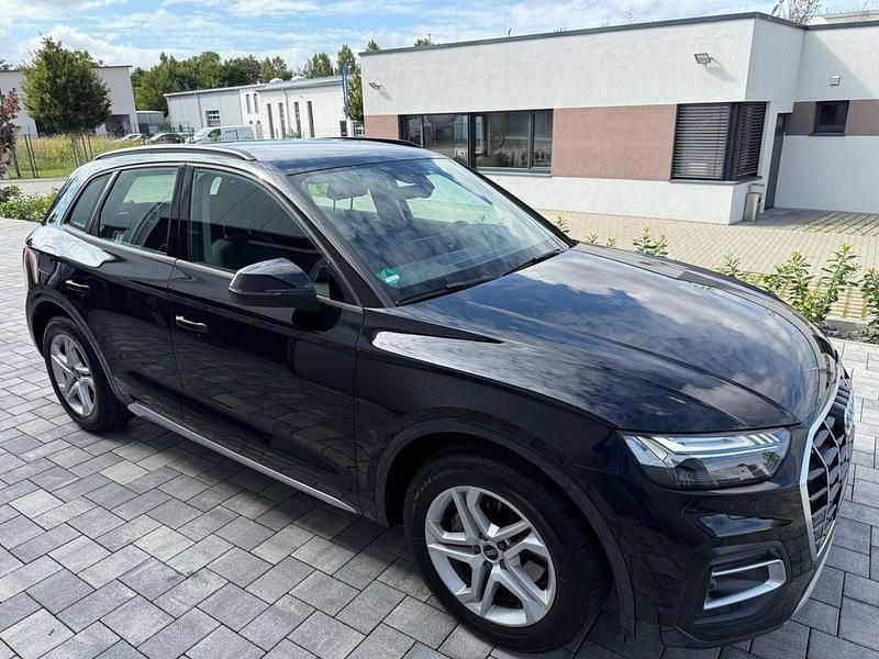 Gebraucht Audi Q5 Advanced 163 PS (119 kW) 2022 Schwarz SUV