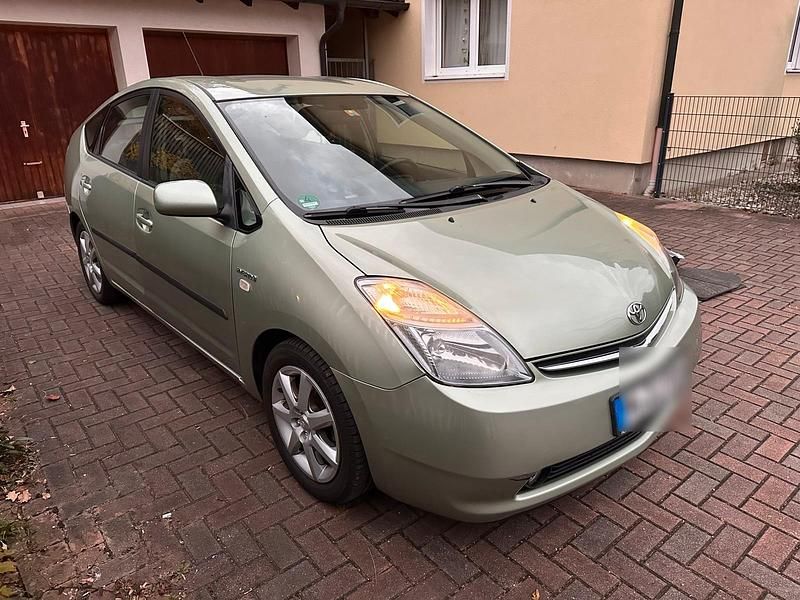 Grün Gebraucht 2006 Toyota Prius Sol Kleinwagen | 2.999 € (Fairer Preis) - Bild 1/4