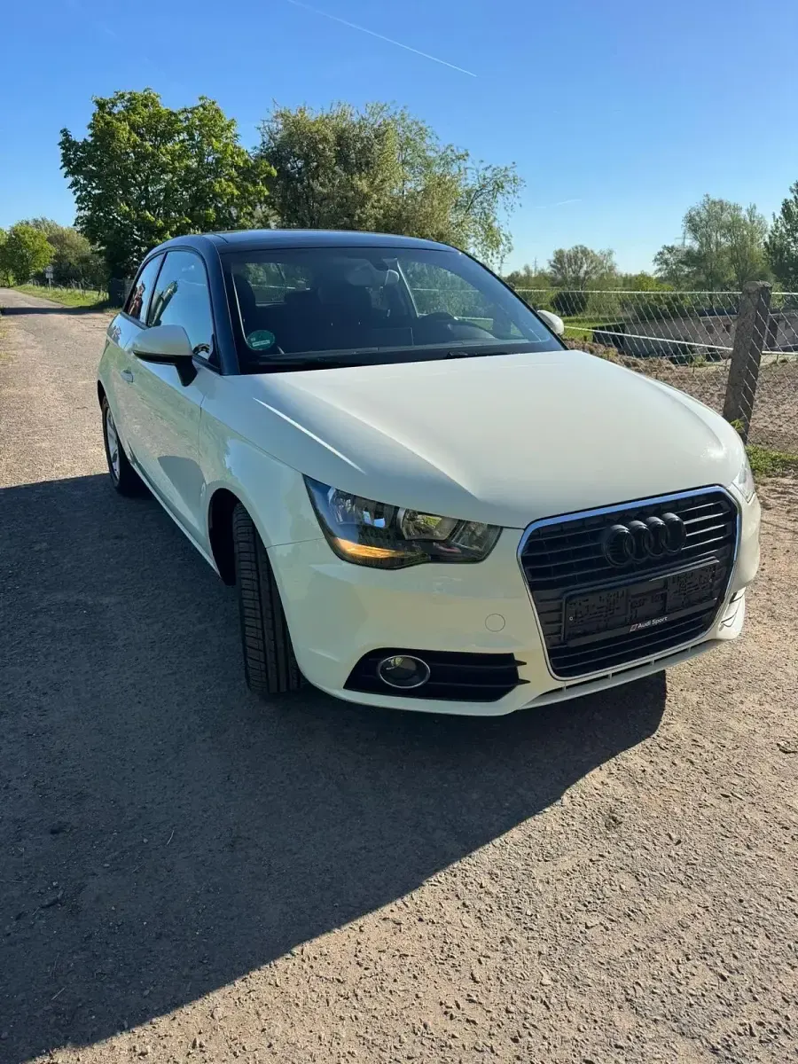 Usata Audi A1 122 CV (89 kW) 2011 Bianco Utilitaria