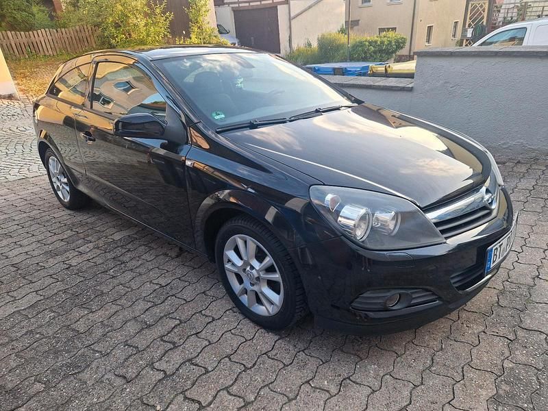 Schwarz Gebraucht 2006 Opel Astra GTC Kleinwagen | 1.900 € (Fairer Preis) - Bild 1/4