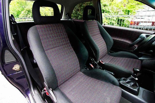 Gebraucht Opel Corsa Edition 60 PS (44 kW) 1995 Violett metallic Kleinwagen
