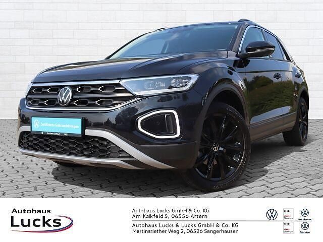 Gebraucht VW T-Roc Move 110 PS (80 kW) 2023 Deep black perleffekt (metallic) SUV