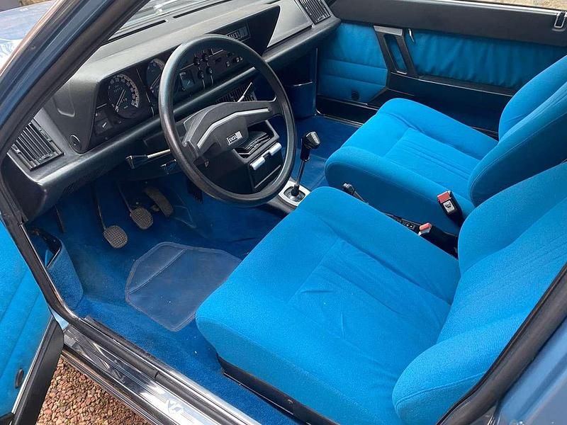 Gebraucht Lancia Gamma 150 PS (110 kW) 1980 Blau Limousine