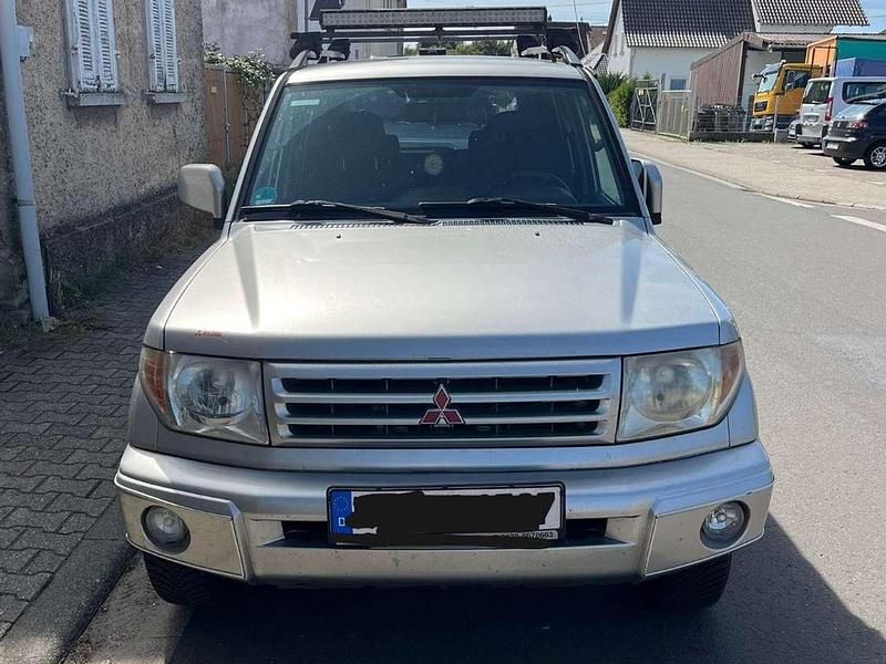 Silber Gebraucht 2002 Mitsubishi Pajero SUV | 6.500 € - Bild 1/4