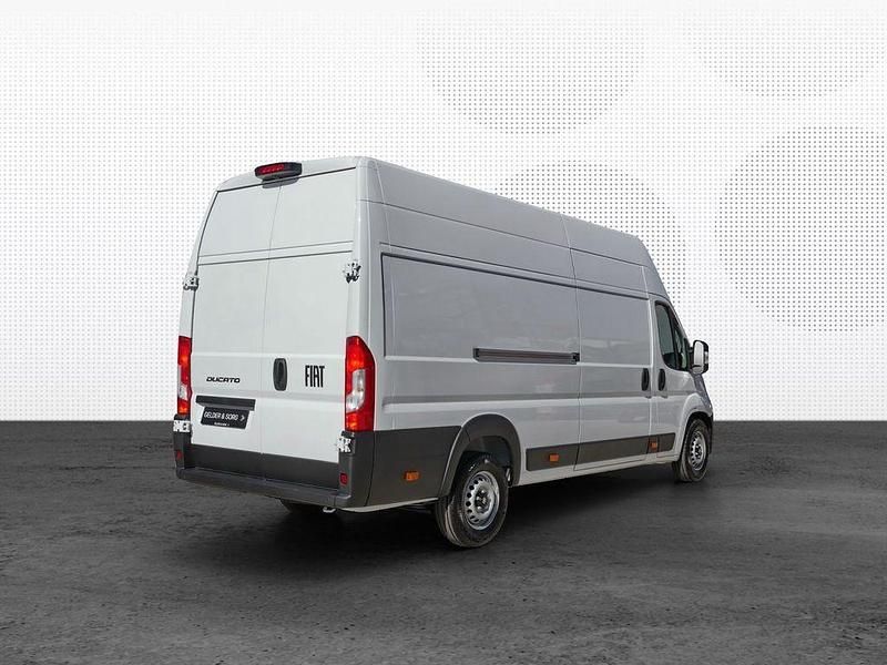 Gebraucht Fiat Ducato 140 PS (102 kW) 2025 Colore esterno (weiss (pastell Van