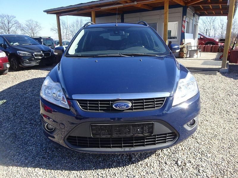 Gebraucht Ford Focus Style 136 PS (100 kW) 2010 Blau Kombi