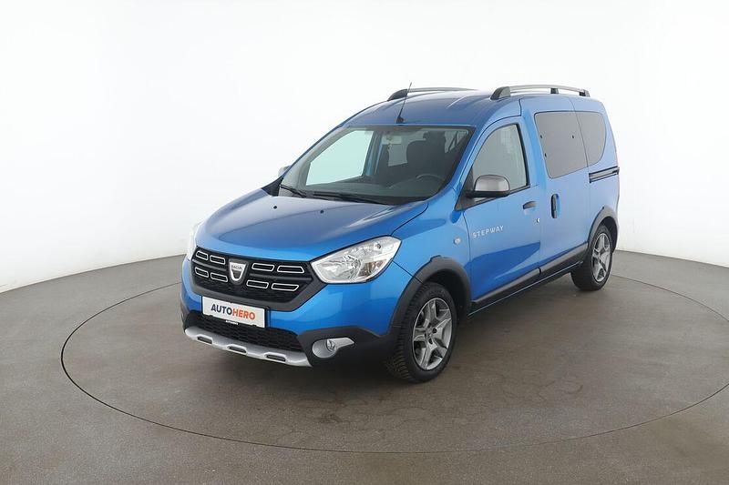 Blau Gebraucht 2020 Dacia Dokker Stepway Van | 17.050 € (Fairer Preis) - Bild 1/3