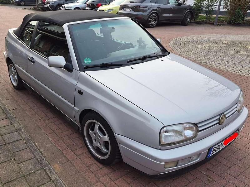Gebraucht VW Golf Cabriolet Classicline 75 PS (55 kW) 1996 Silber Cabrio