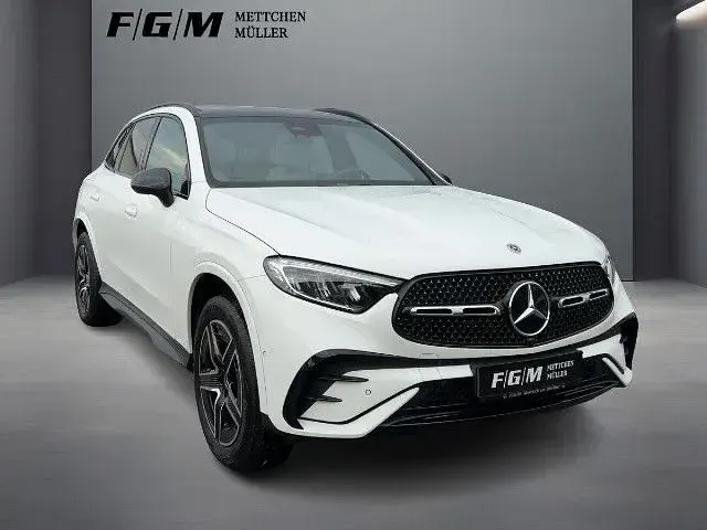 Gebraucht Mercedes GLC300e 333 PS (244 kW) 2024 SUV