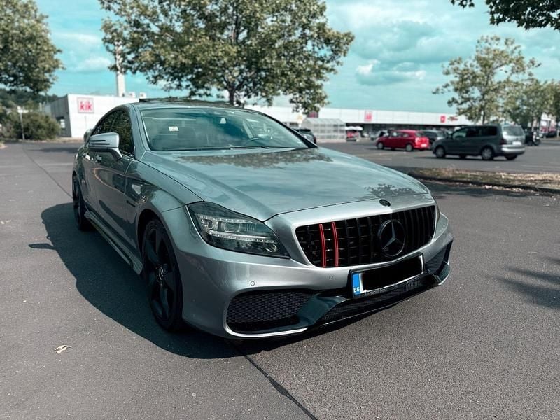Grau Gebraucht 2012 Mercedes CLS350 Limousine | 16.550 € (Fairer Preis) - Bild 1/4