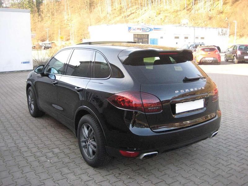 Gebraucht Porsche Cayenne 245 PS (180 kW) 2012 Schwarz SUV