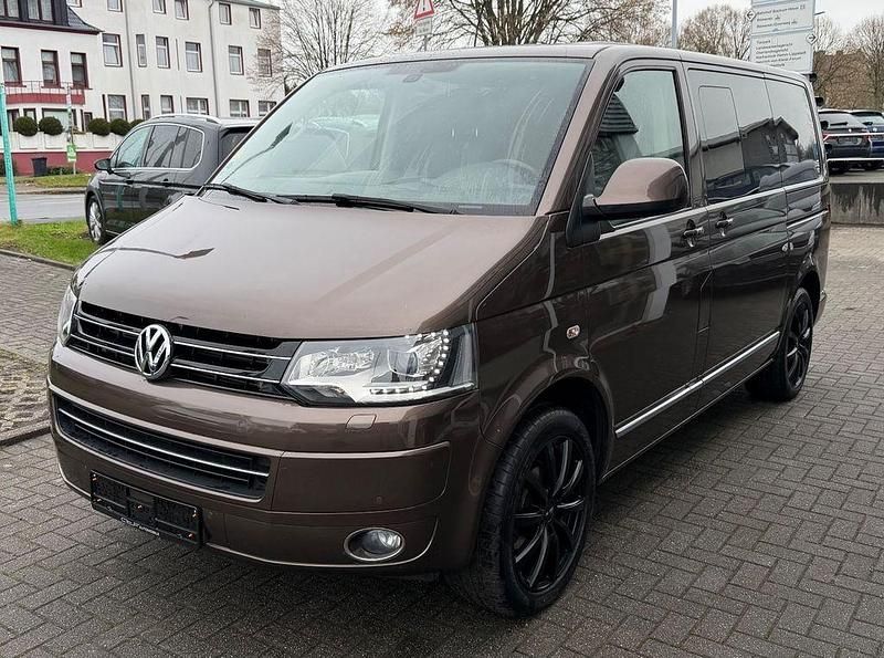 Braun Gebraucht 2014 VW Transporter Highline Van | 22.900 € - Bild 1/4