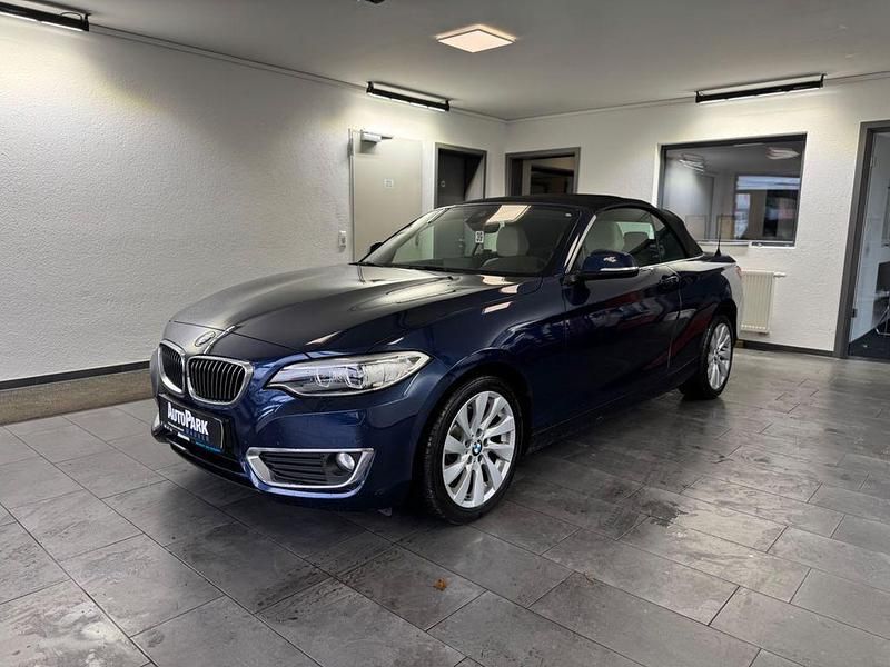 Gebraucht BMW 220 Luxury Line 190 PS (139 kW) 2015 Blau Cabrio