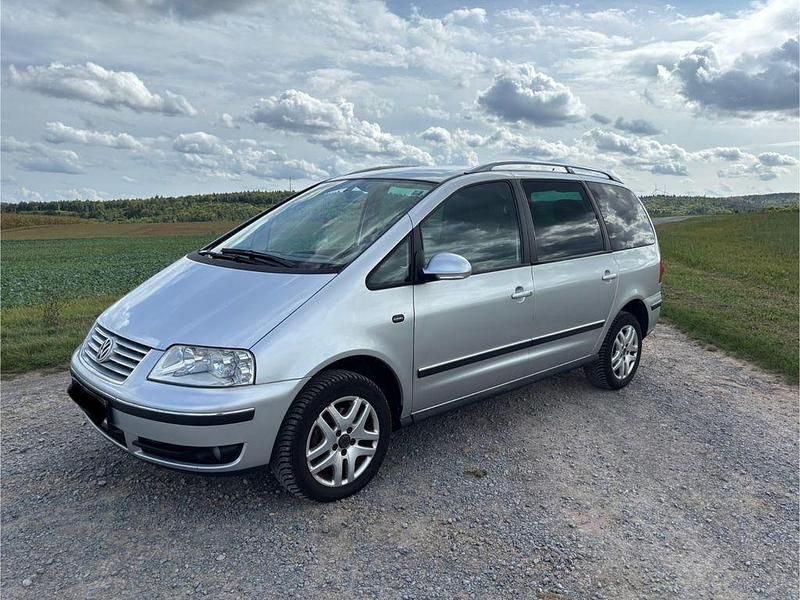 Silber Gebraucht 2004 VW Sharan Edition Van / Kleinbus | 2.800 € (Guter Preis) - Bild 1/4