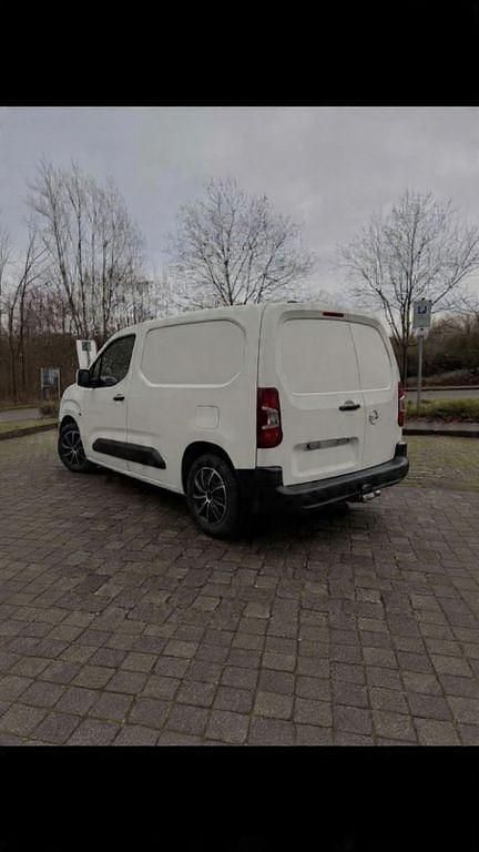 Gebraucht Opel Combo 110 PS (80 kW) 2021 Weiß Van / Kleinbus