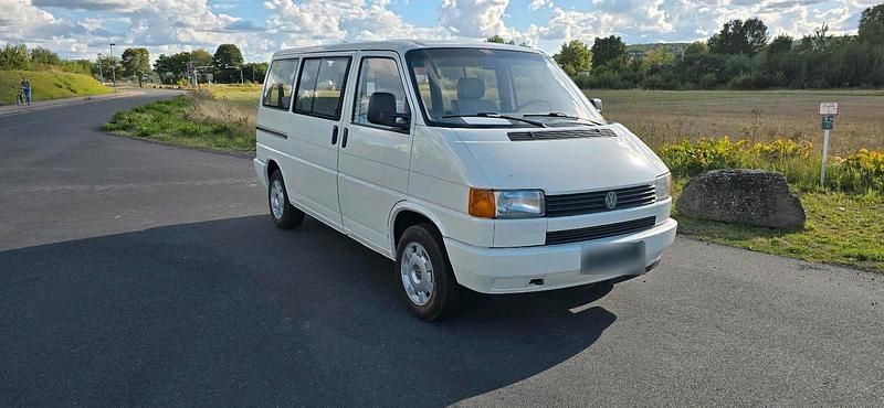Usata VW Multivan 110 CV (80 kW) 1994 Bianco Monovolume
