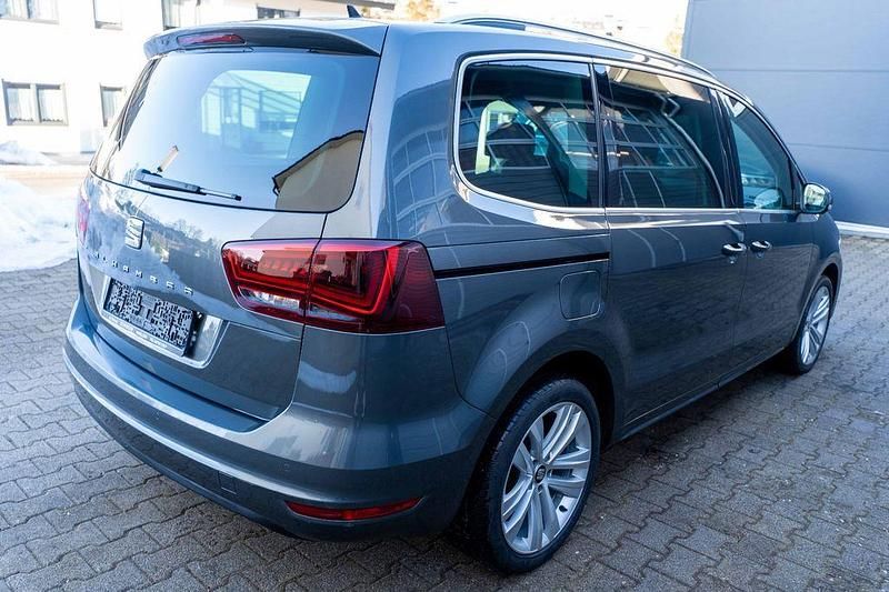 Gebraucht Seat Alhambra XCELLENCE 150 PS (110 kW) 2019 Grau Van / Kleinbus