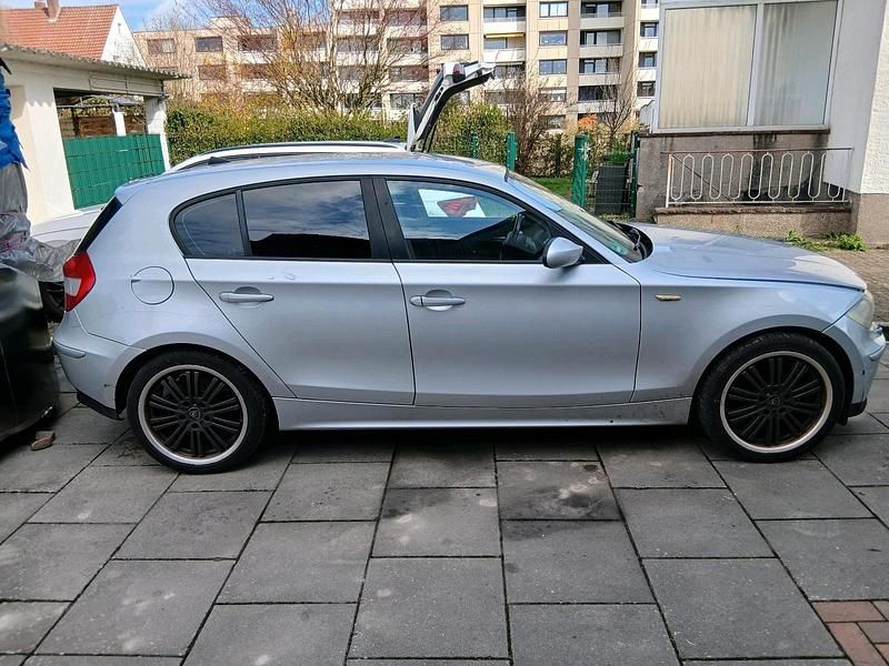 Gebraucht BMW 118 143 PS (105 kW) 2006 Grau Kleinwagen