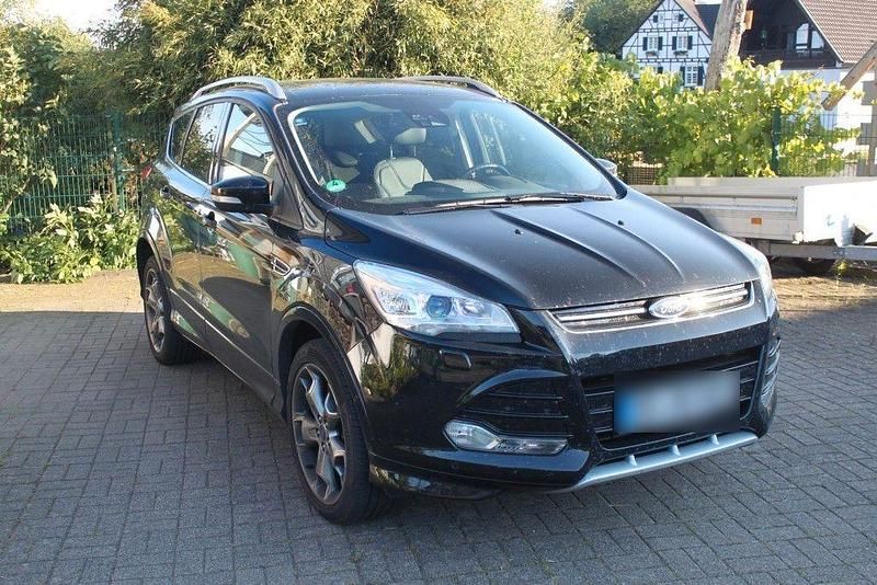 Gebraucht Ford Kuga ST-Line 179 PS (131 kW) 2017 Schwarz SUV
