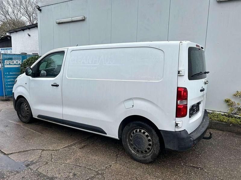 Gebraucht Toyota Proace Comfort 116 PS (85 kW) 2017 Weiß Van / Kleinbus