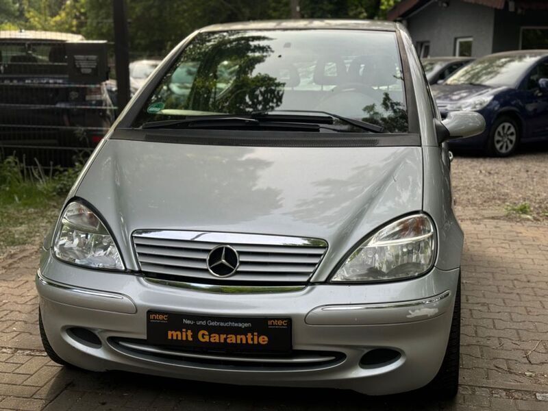 Silber Gebraucht 2003 Mercedes A140 Avantgarde Van / Kleinbus | 2.999 € (Etwas zu teuer) - Bild 1/4