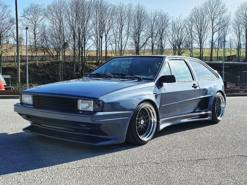 Blau Gebraucht 1989 VW Scirocco Coupé | 21.900 € - Bild 1/4