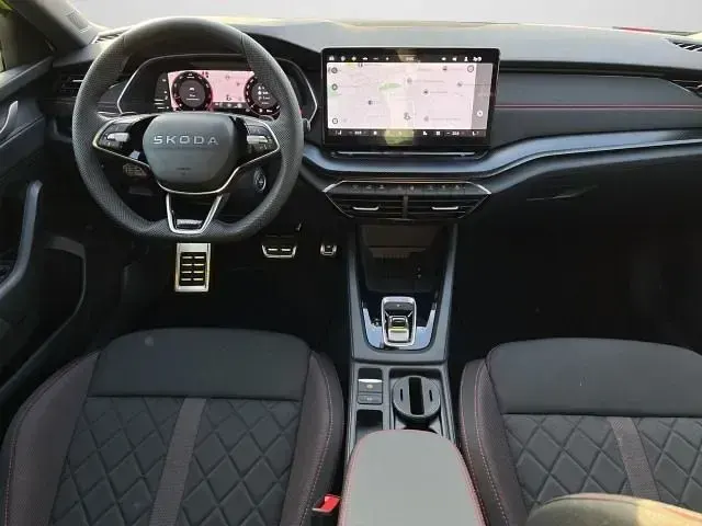 Neu Skoda Octavia RS 265 PS (194 kW) 2026 Grün Kombi