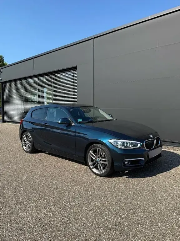 Gebraucht BMW 120 M Sport 190 PS (139 kW) 2016 Schwarz Kleinwagen