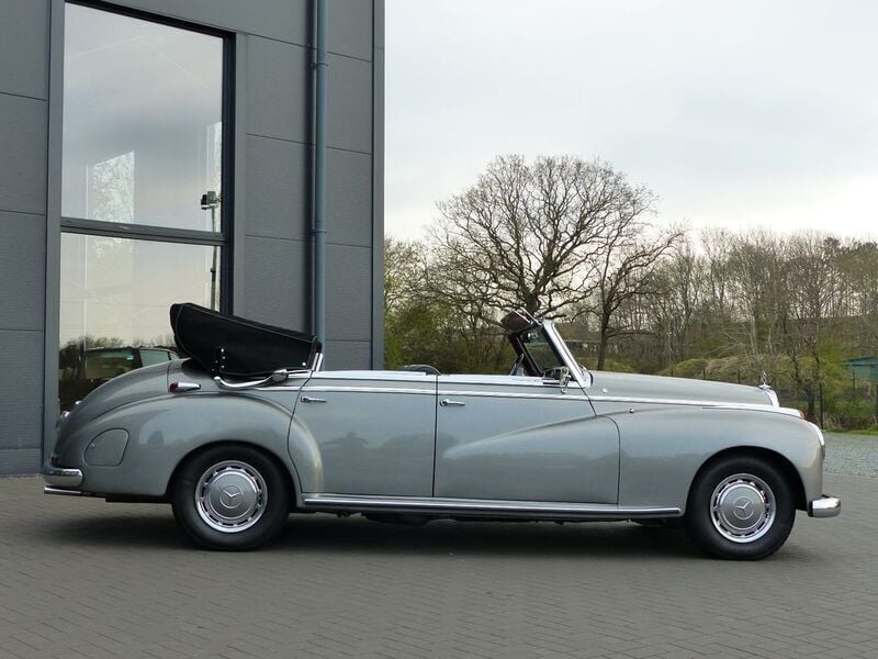 Gebraucht Mercedes 300 220 PS (161 kW) 1953 Grau Cabrio