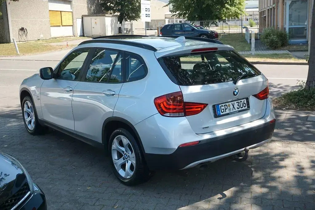 Gebraucht BMW X1 Sport Line 177 PS (130 kW) 2010 Silber SUV
