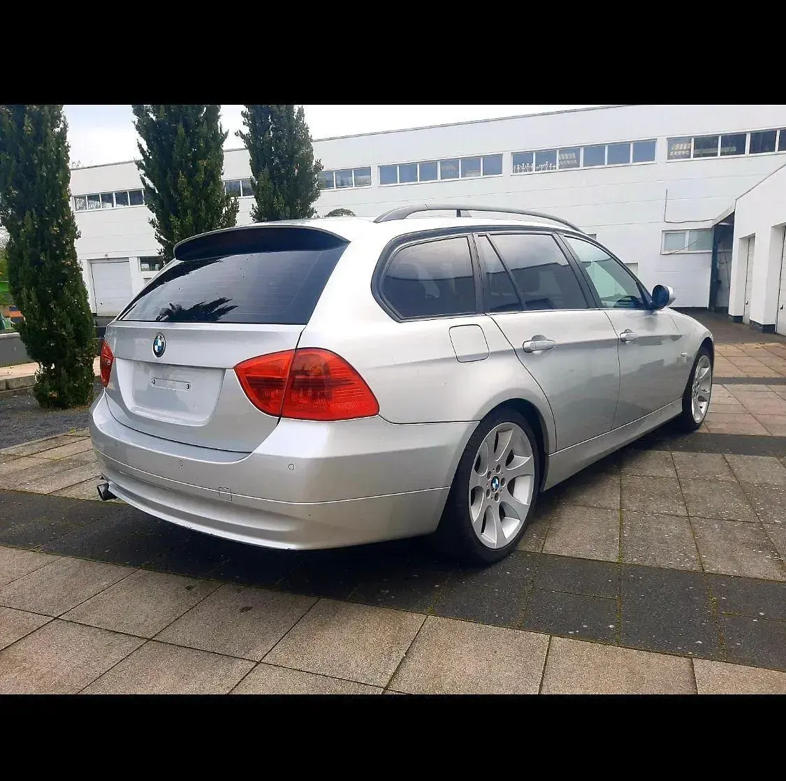 Gebraucht BMW 320 150 PS (110 kW) 2005 Silber Kombi