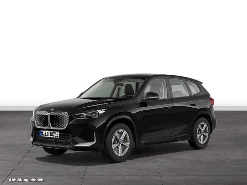 Schwarz Gebraucht 2024 BMW iX1 SUV | 44.906 € (Etwas zu teuer) - Bild 1/3