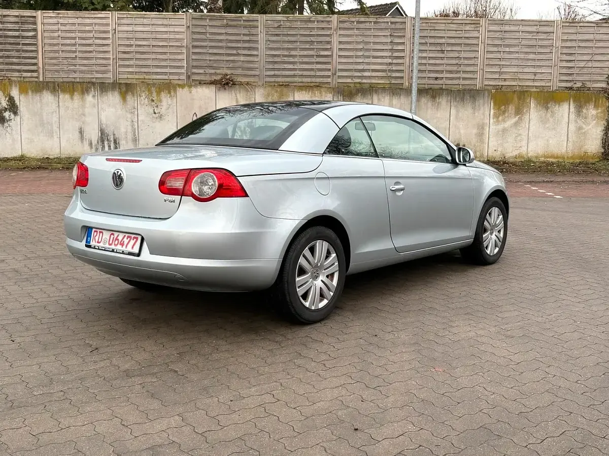 Gebraucht VW Eos 116 PS (85 kW) 2007 Silber Cabrio