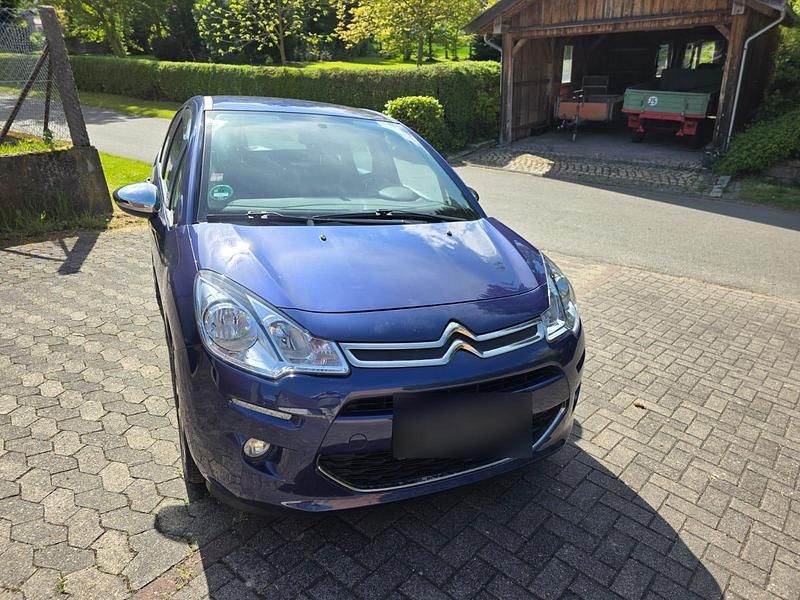 Gebraucht Citroën C3 SELECTION 90 PS (66 kW) 2014 Blau Kleinwagen