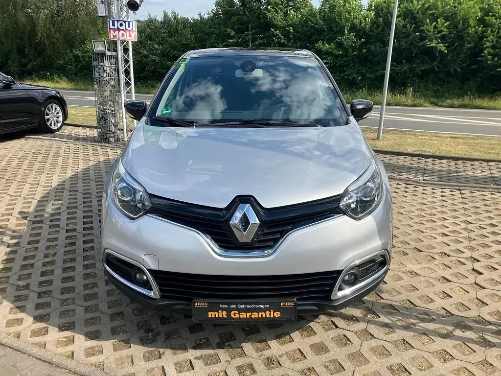 Gebraucht Renault Captur Luxe 120 PS (88 kW) 2015 Silber SUV