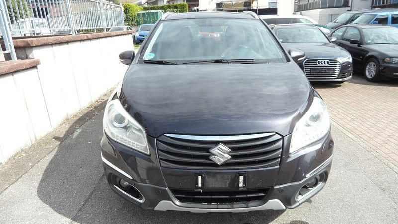 Grau Gebraucht 2014 Suzuki SX4 S-Cross Limited+ SUV | 5.499 € (Superpreis) - Bild 1/4