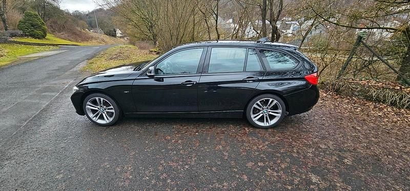Gebraucht BMW 328 245 PS (180 kW) 2014 Schwarz Kombi