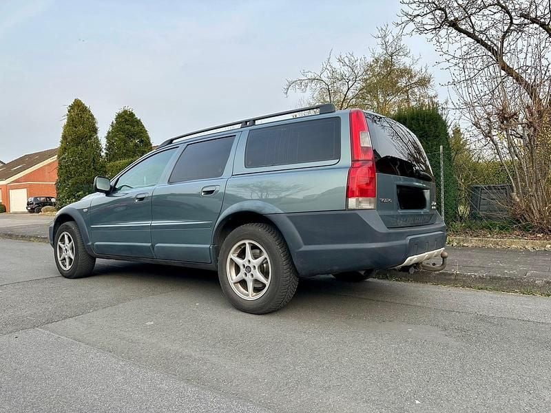 Gebraucht Volvo XC70 163 PS (119 kW) 2003 Grün Kombi