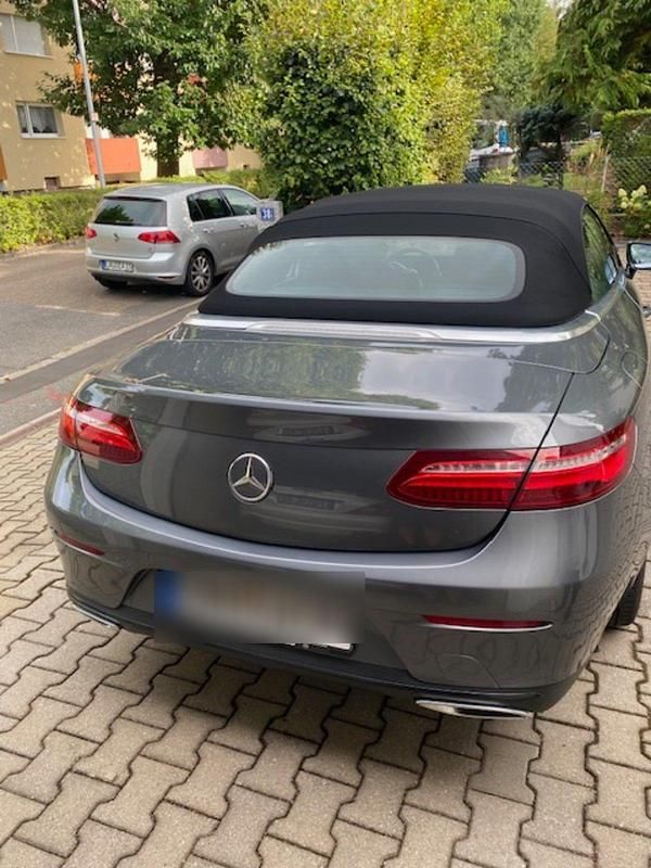 Gebraucht Mercedes E220 194 PS (142 kW) 2020 Grau Cabrio