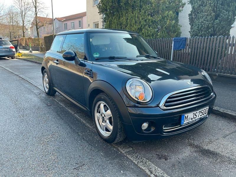 Gebraucht Mini Cooper 120 PS (88 kW) 2008 Schwarz Kleinwagen